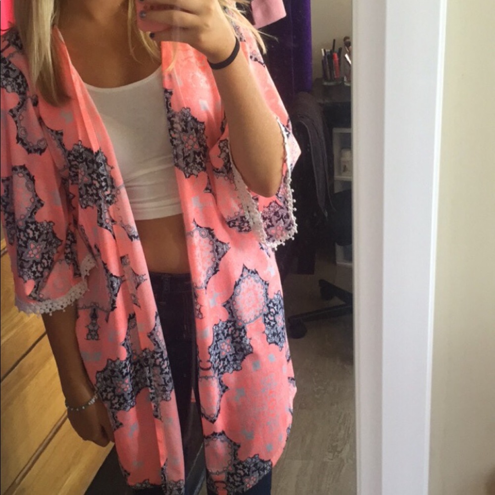 Charlotte Russe Pink Printed Kimono